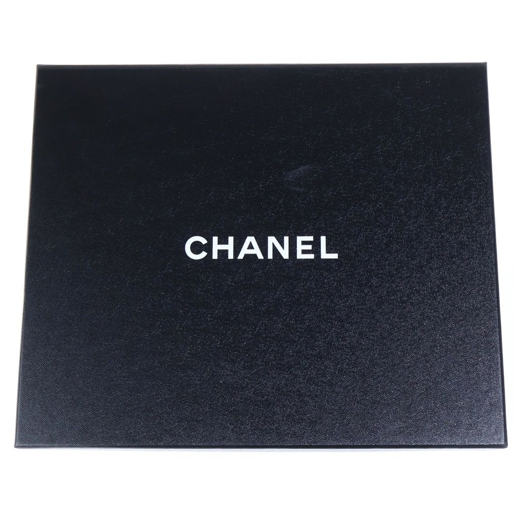Chanel CC Logo Calfskin Low Cut Sneakers Black — view 6