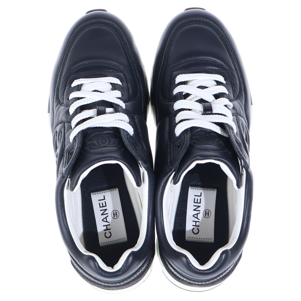 Chanel CC Logo Calfskin Low Cut Sneakers Black — view 4