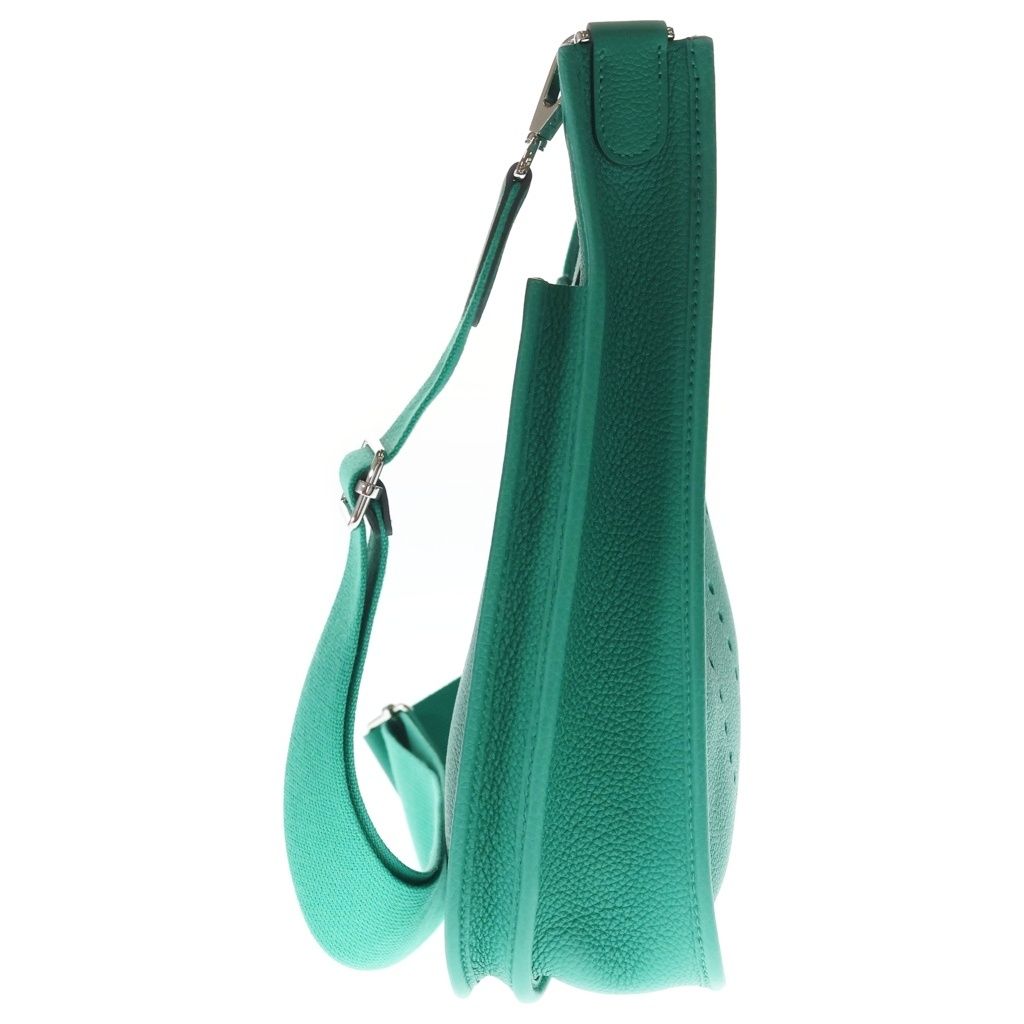 Hermes Evelyne 3 Vert Jade Taurillon Clemence Leather Green Silver Handbag — view 3