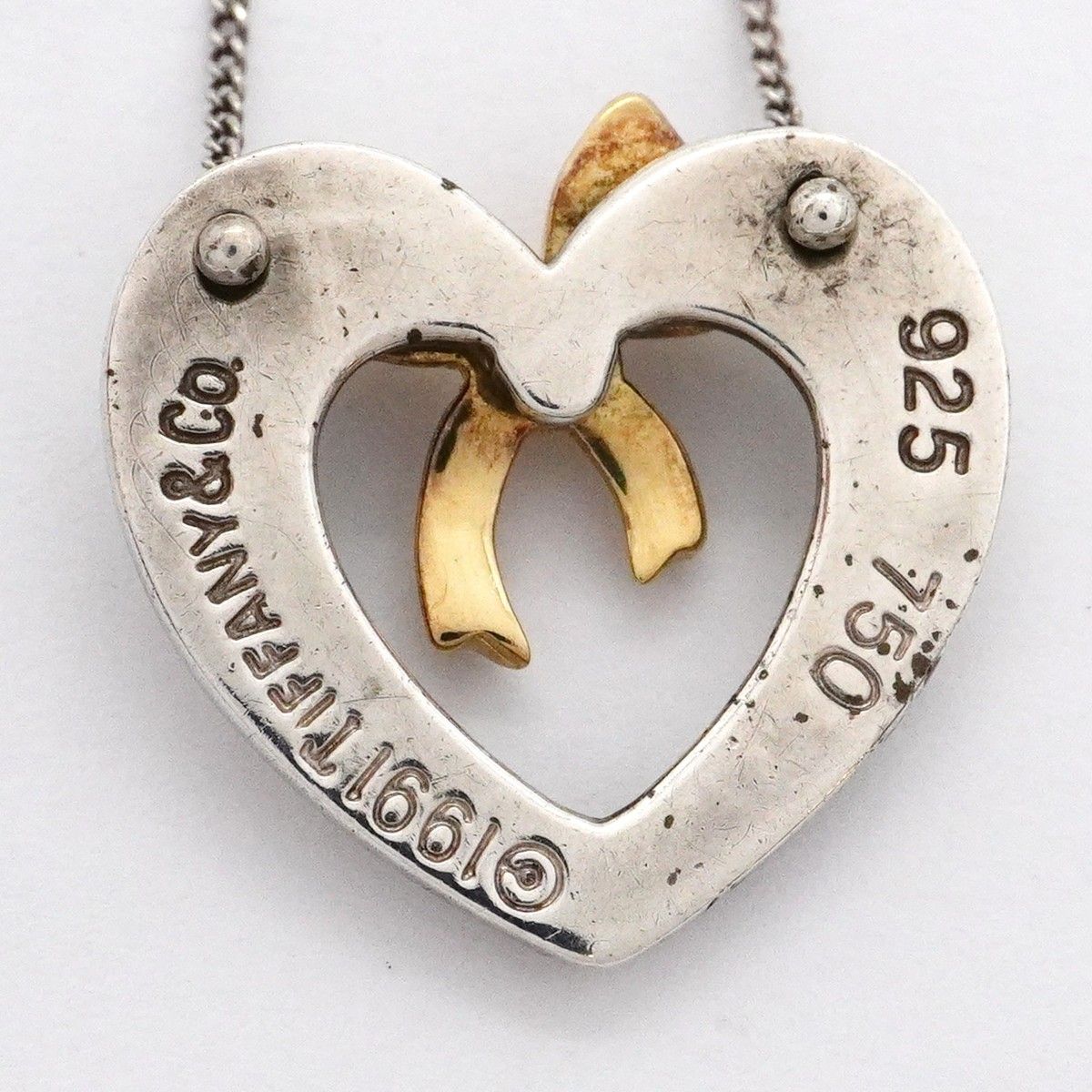 Tiffany & Co Necklace Heart Ribbon 18k Yellow Gold 925 Sterling Silver — view 7