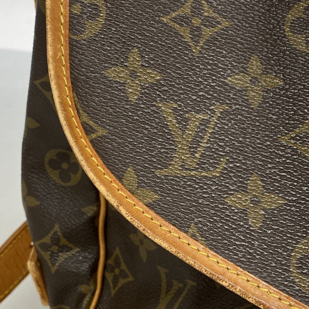 Louis Vuitton Shoulder Bag Monogram Saumur 43 Brown — view 8