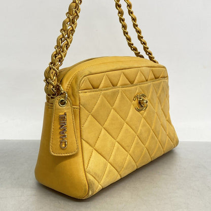 Chanel Shoulder Bag Quilted Lambskin Yellow Gold — view 2