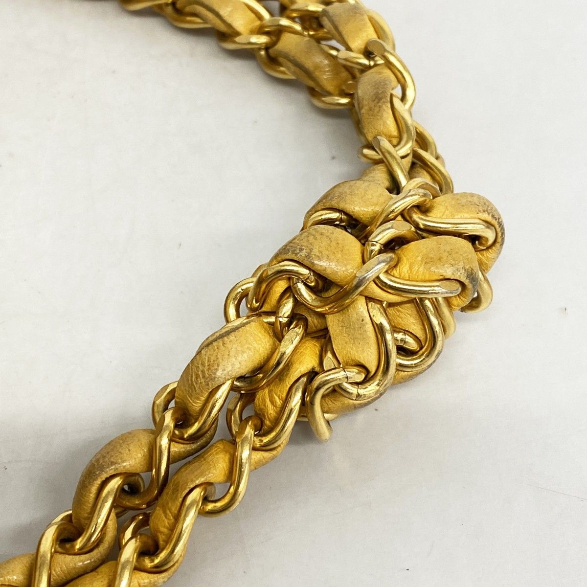 Chanel Shoulder Bag Quilted Lambskin Yellow Gold — view 8