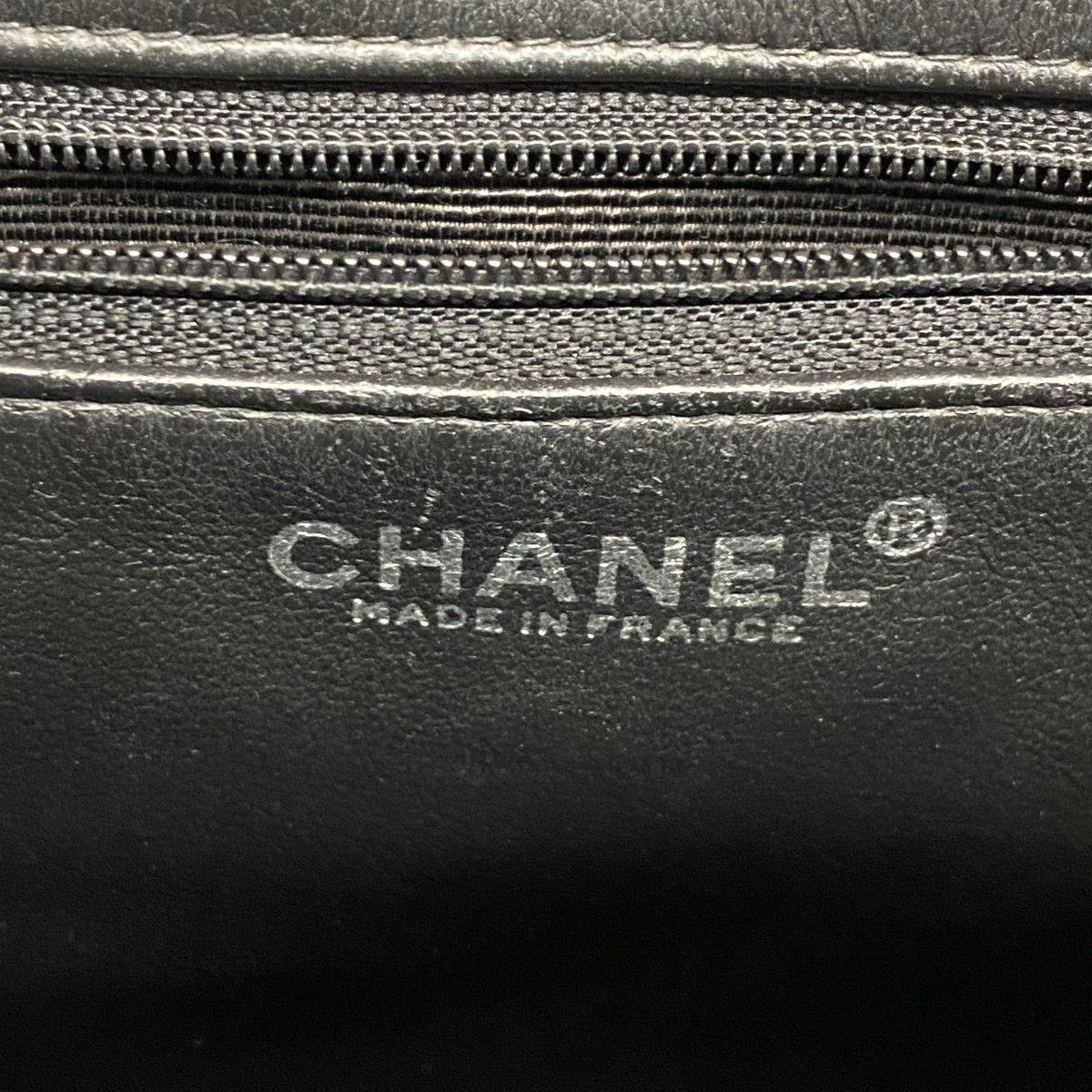 Chanel Tote Medallion Caviar Leather Black Silver — view 5