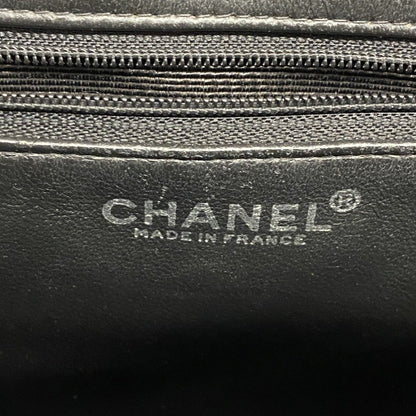 Chanel Tote Medallion Caviar Leather Black Silver — view 5