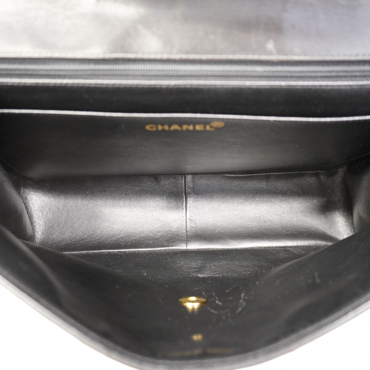 Chanel Shoulder Bag Big Quilted Lambskin Black Gold — view 4