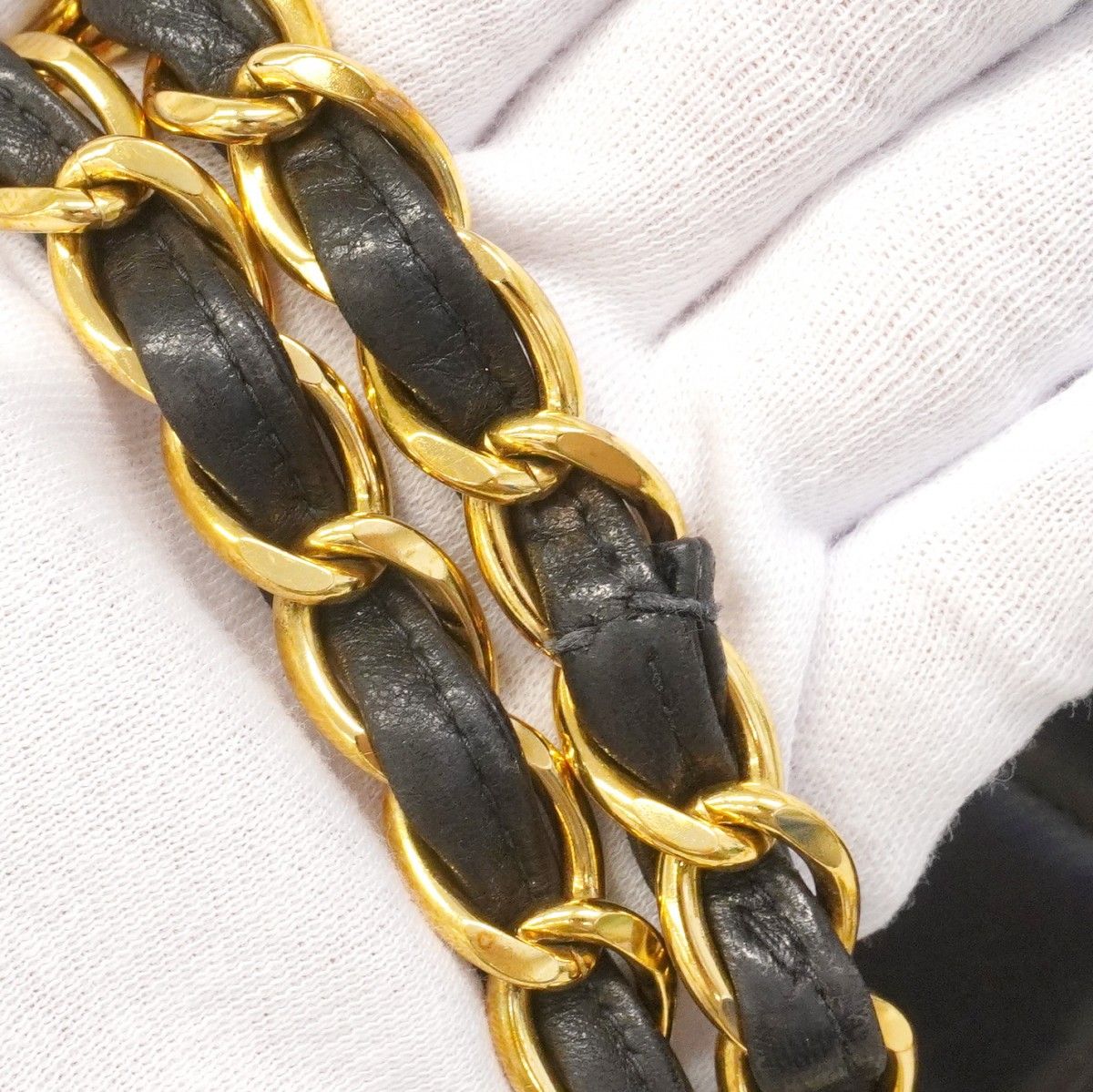 Chanel Shoulder Bag Big Quilted Lambskin Black Gold — view 8