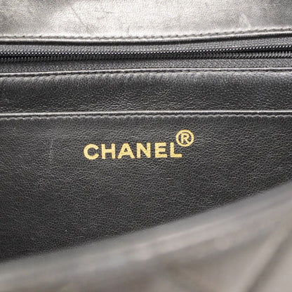 Chanel Shoulder Bag Big Quilted Lambskin Black Gold — view 5