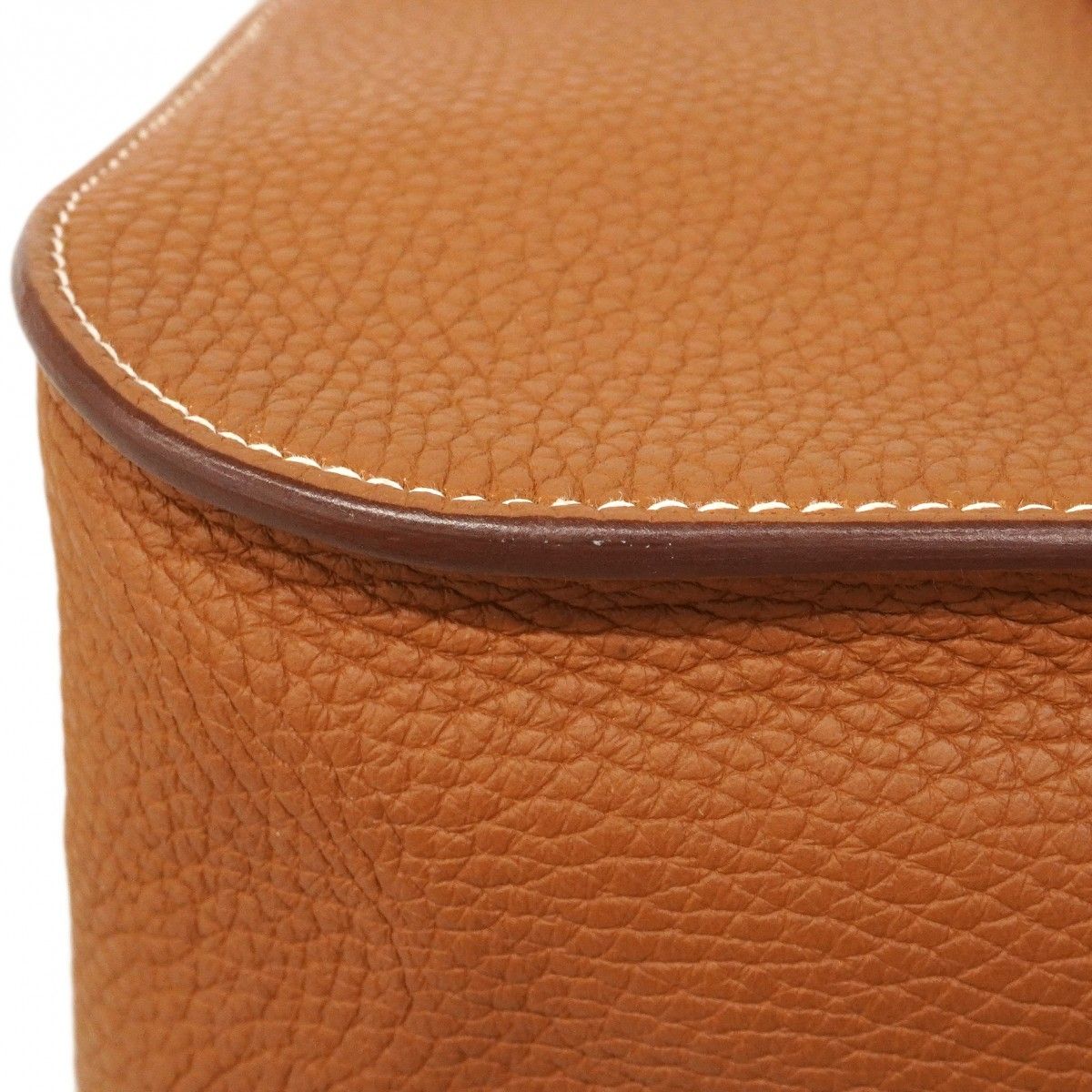 Hermes Handbag Halzan 31 Taurillon Clemence Gold 2-Way Bag — view 6