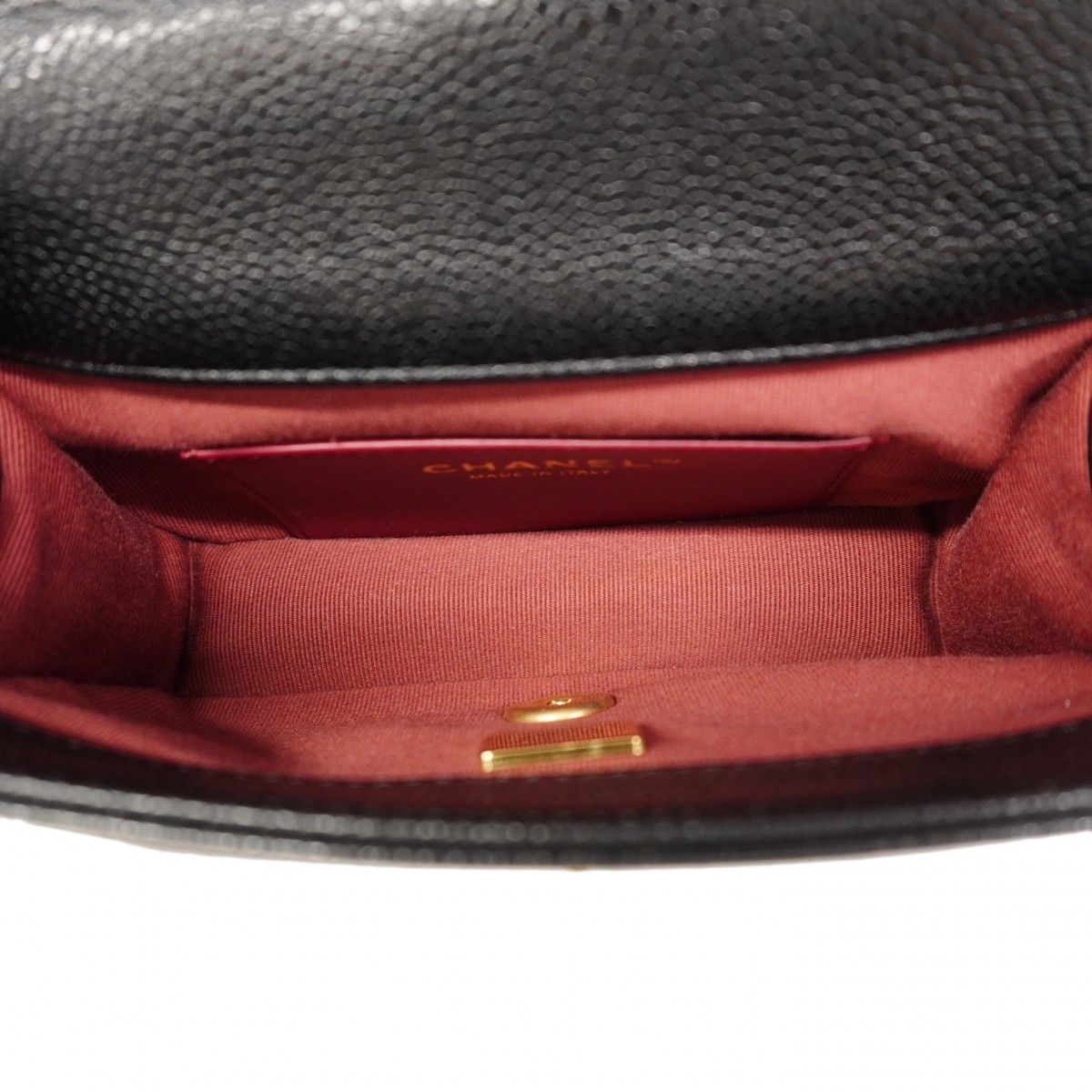 Chanel Shoulder Bag Caviar Leather Black Gold — view 4