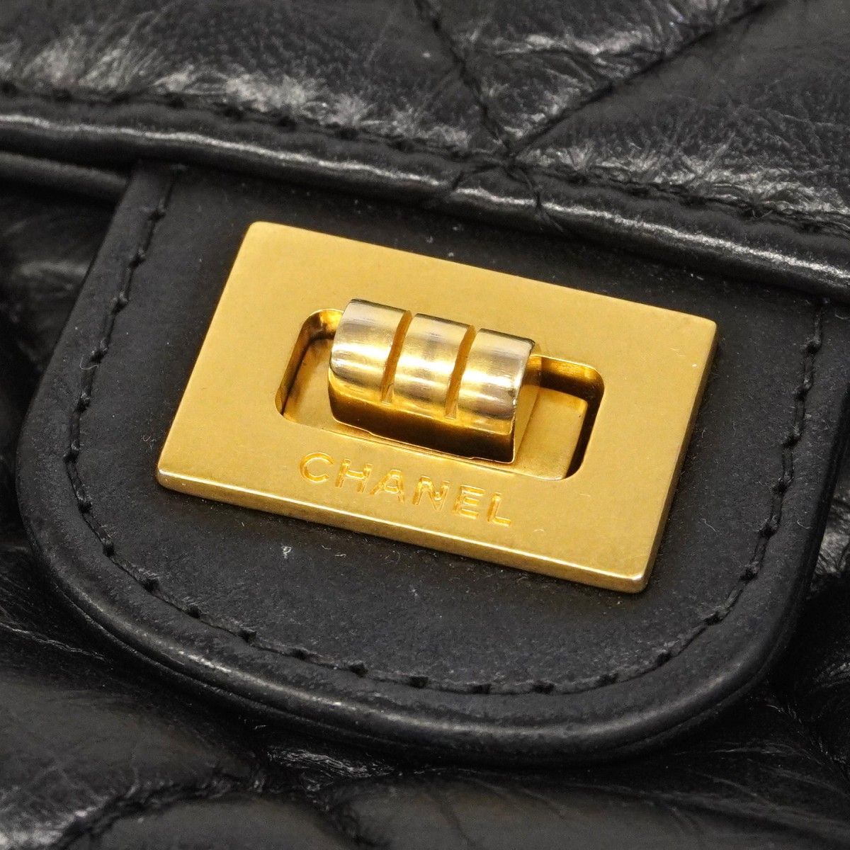 Chanel Shoulder Wallet 2.55 Quilted Leather Black Gold Handbag — view 6