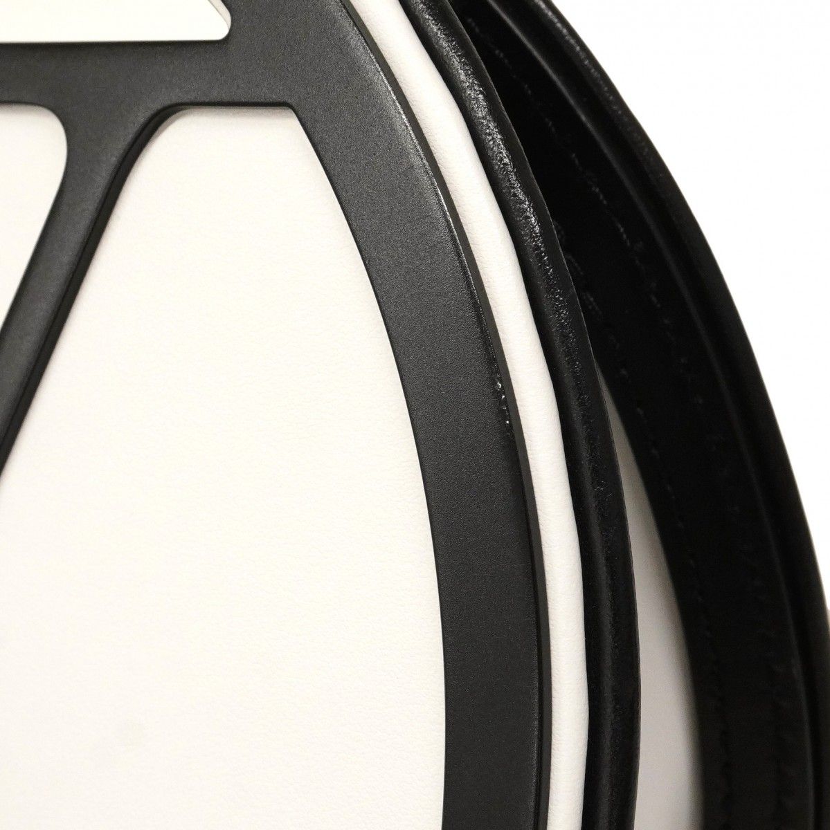 Louis Vuitton Handbag LV Circle Around Me LV White Black Cles — view 7