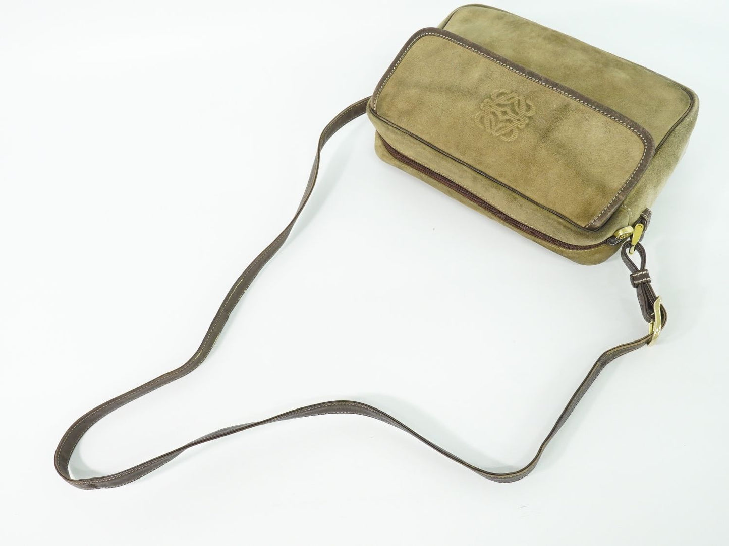 Loewe Anagram Shoulder Bag Pochette Suede Leather Beige — view 4