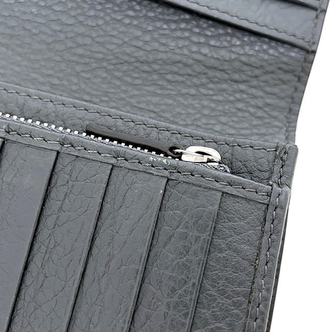 Gucci Bifold Wallet Gray Leather — view 6