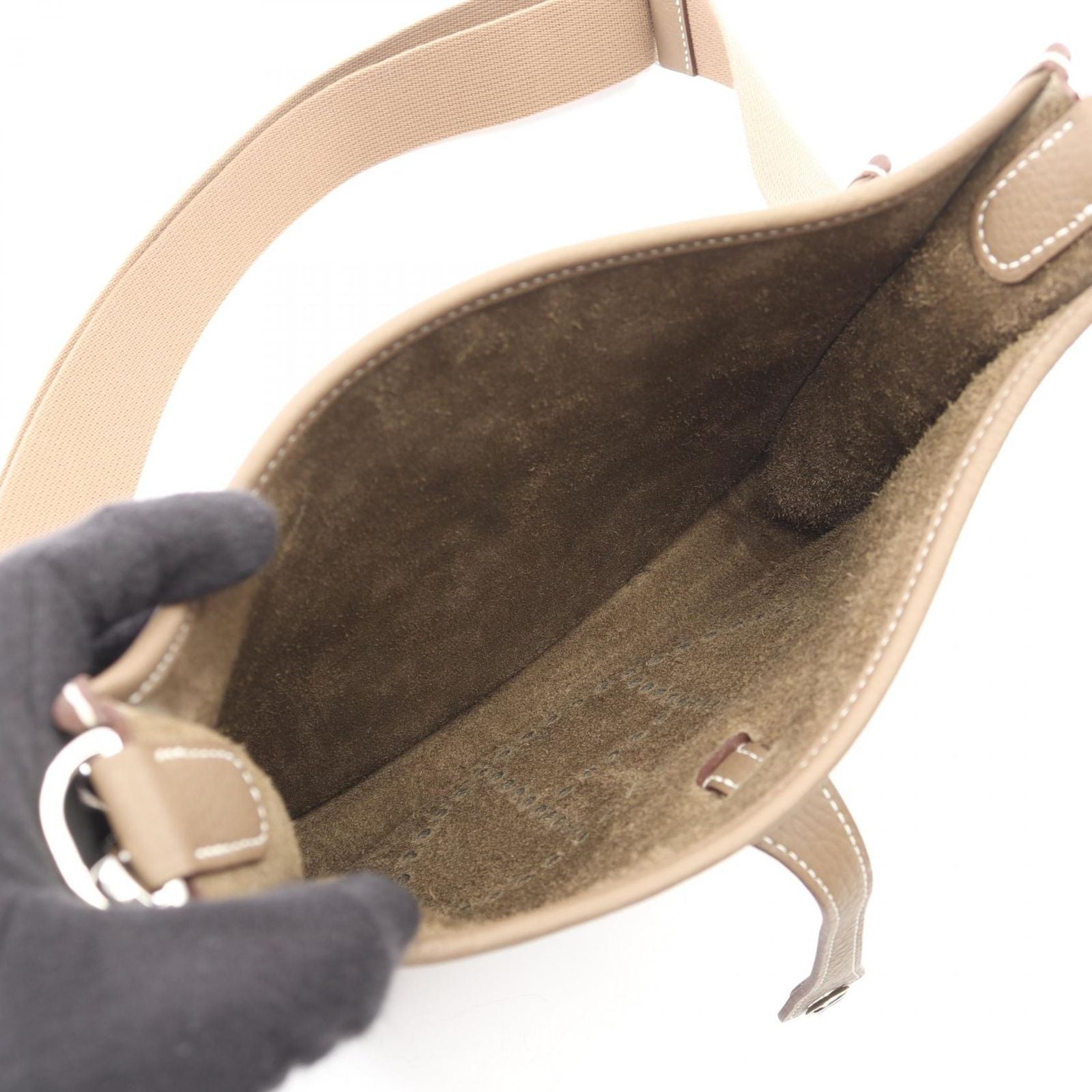 Hermes Shoulder Bag Evelyne 23 Etoupe — view 3