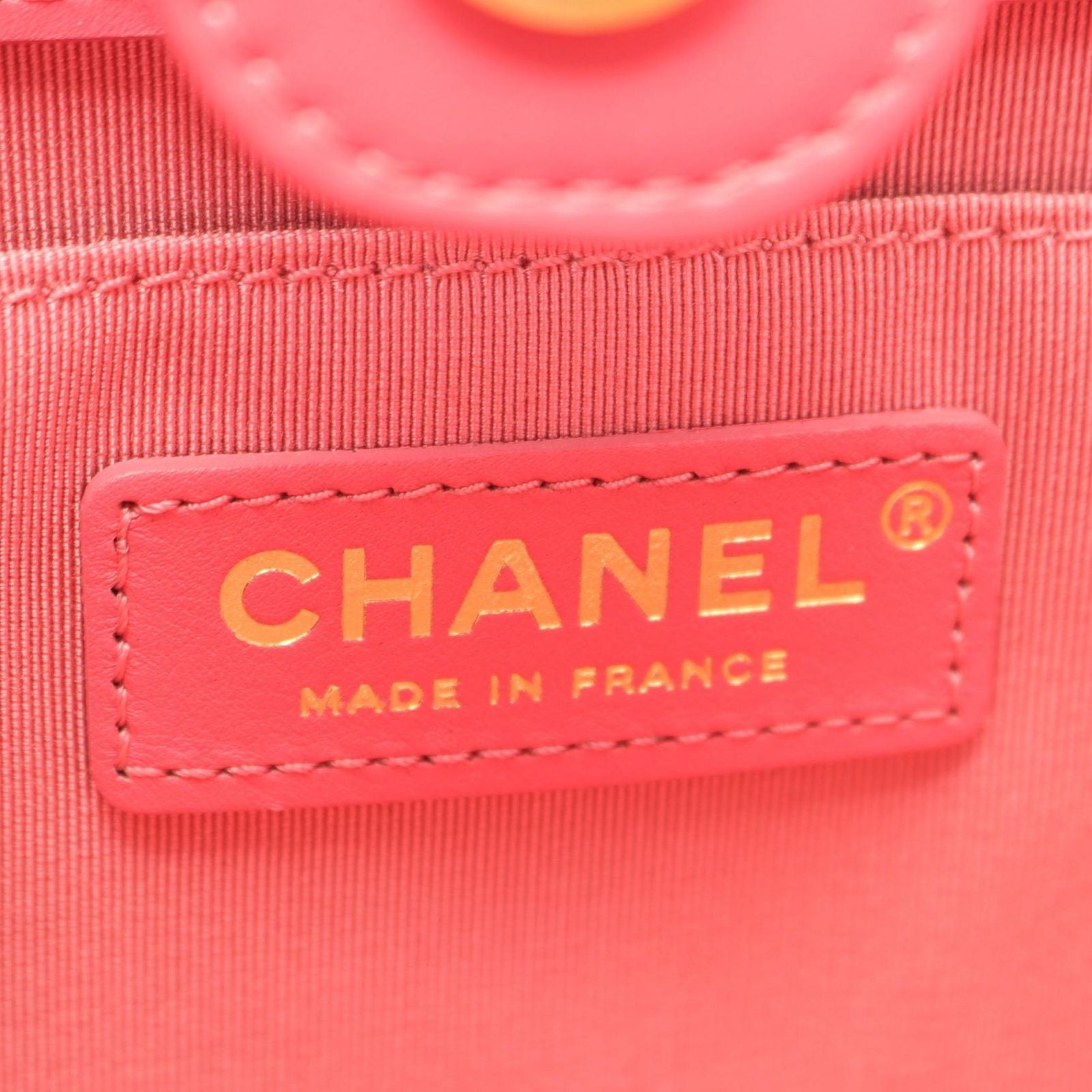 Chanel Shoulder Bag Quilted CC Logo Pink Lambskin Chain — view 4