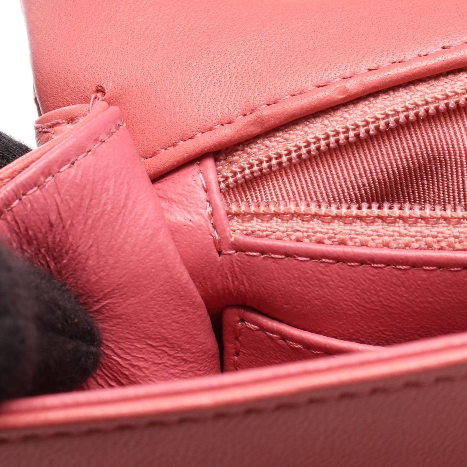 Chanel Shoulder Bag Quilted Single Flap Pink Leather Chain — view 7