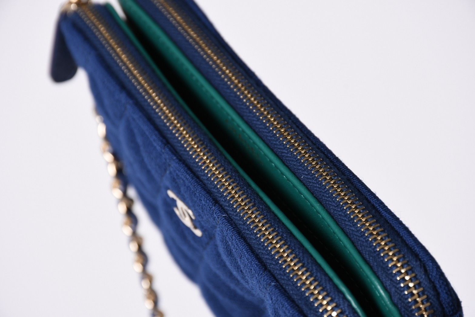 Chanel Chain Wallet Quilted CC Logo Navy Blue Gold Shoulder Bag — view 4