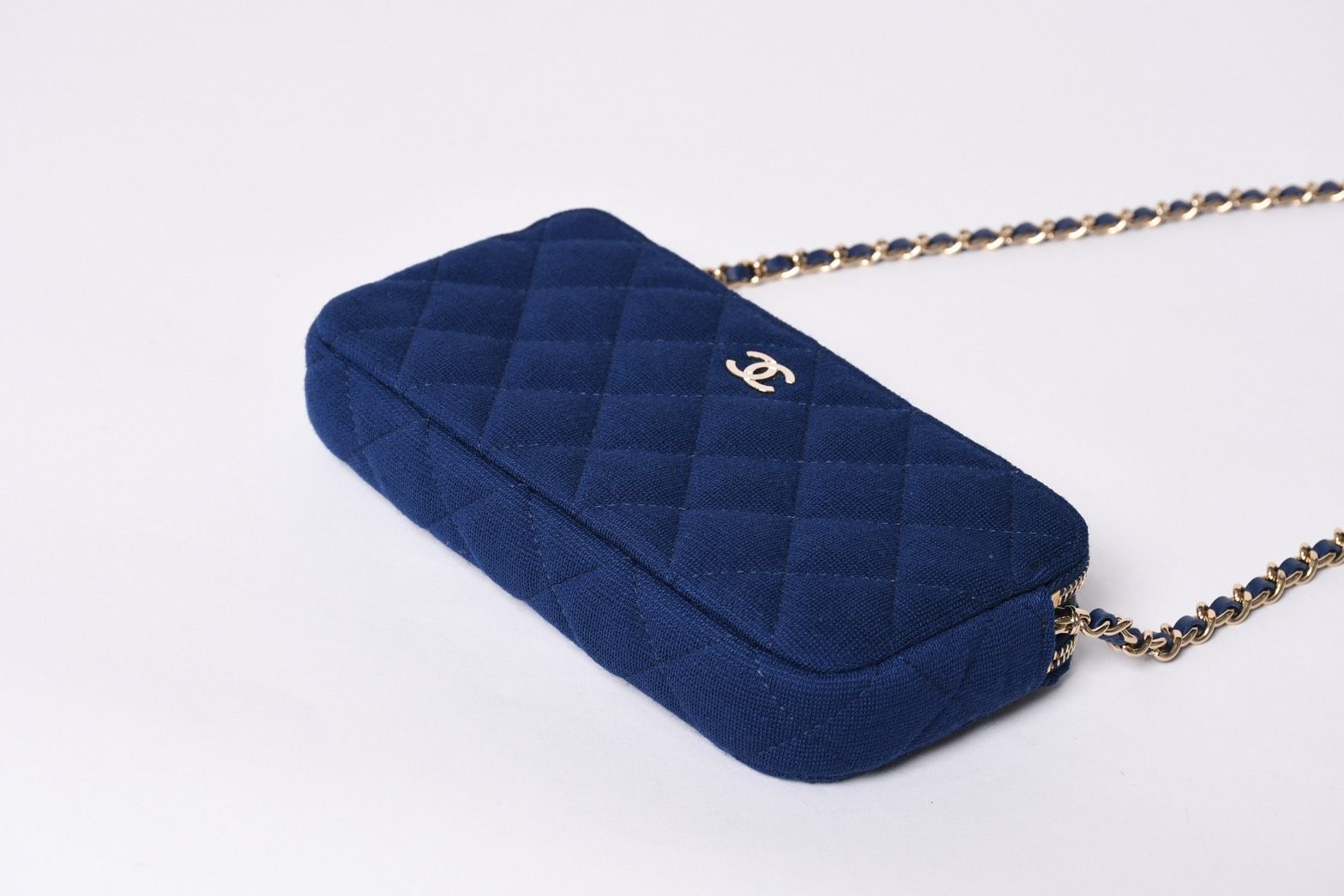 Chanel Chain Wallet Quilted CC Logo Navy Blue Gold Shoulder Bag — view 7