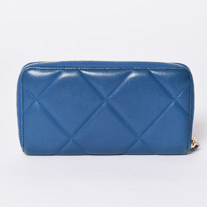 Chanel CC Logo Round Wallet Quilted Blue Leather Gold — view 3