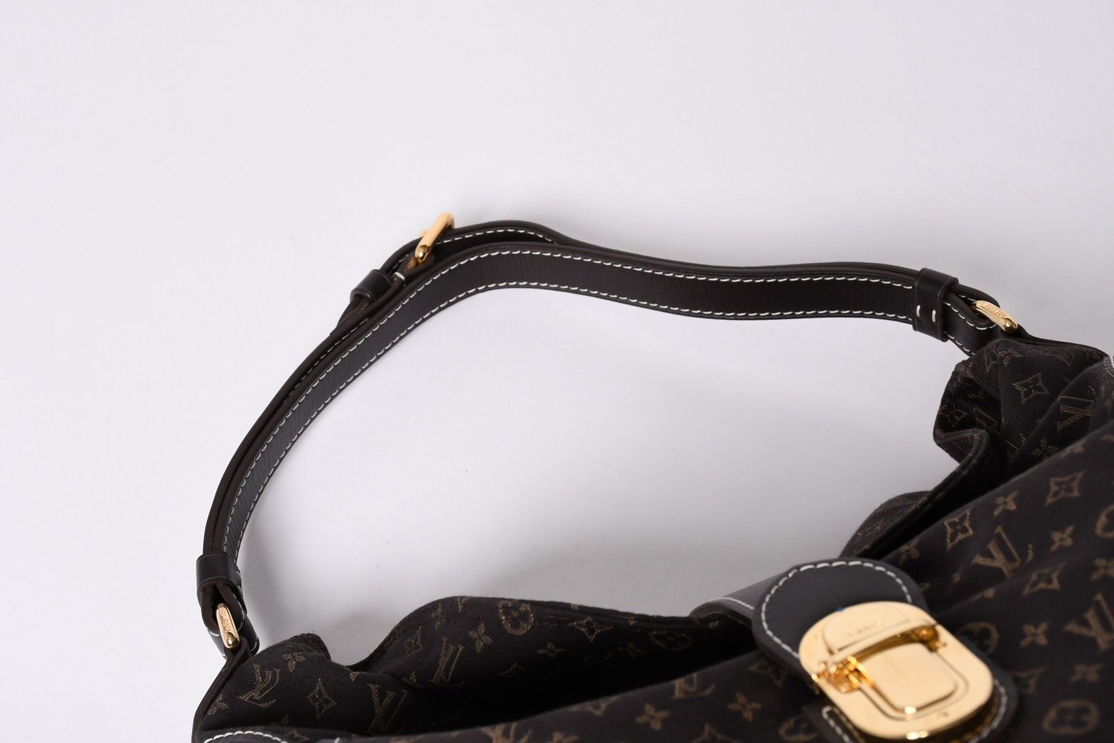 Louis Vuitton Romance Monogram Idylle Dark Brown Gold — view 8
