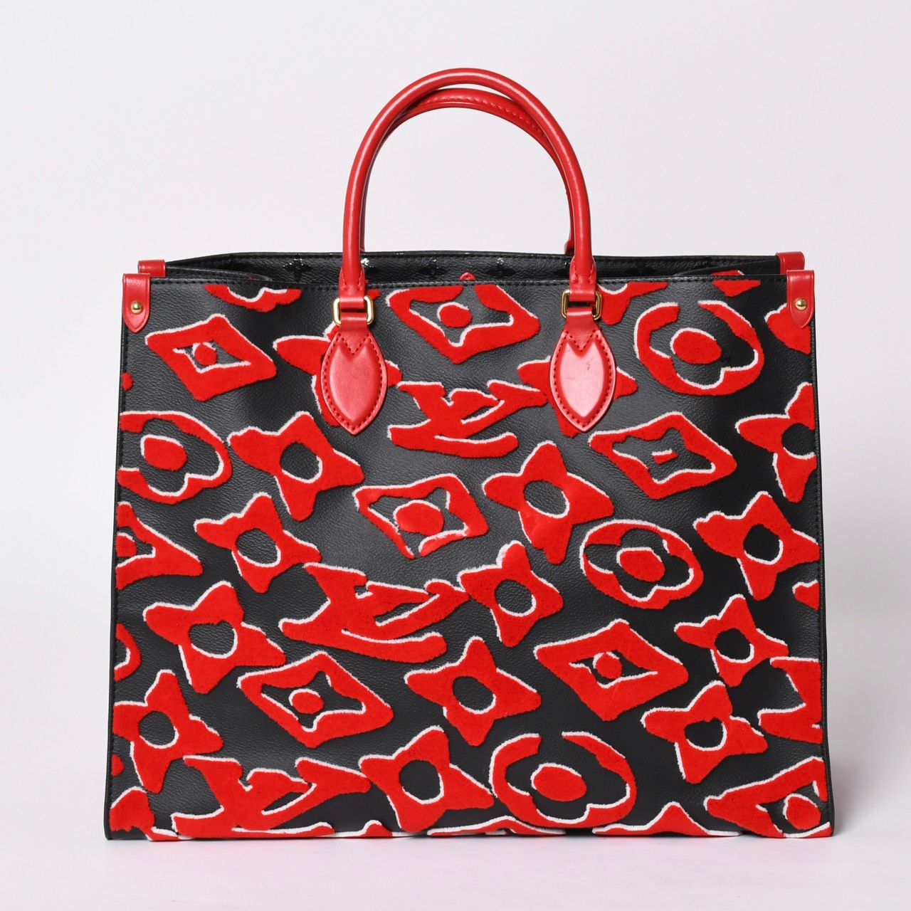 Louis Vuitton On The Go GM Monogram Tufted Black Red Tote Bag — view 2