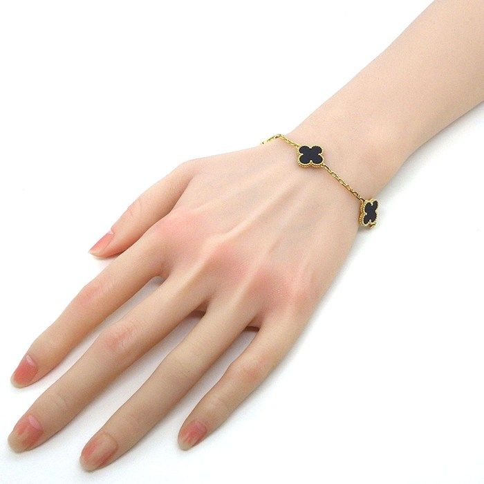 Van Cleef & Arpels Bracelet Vintage Alhambra 5 Motifs Onyx 18k Yellow Gold — view 8