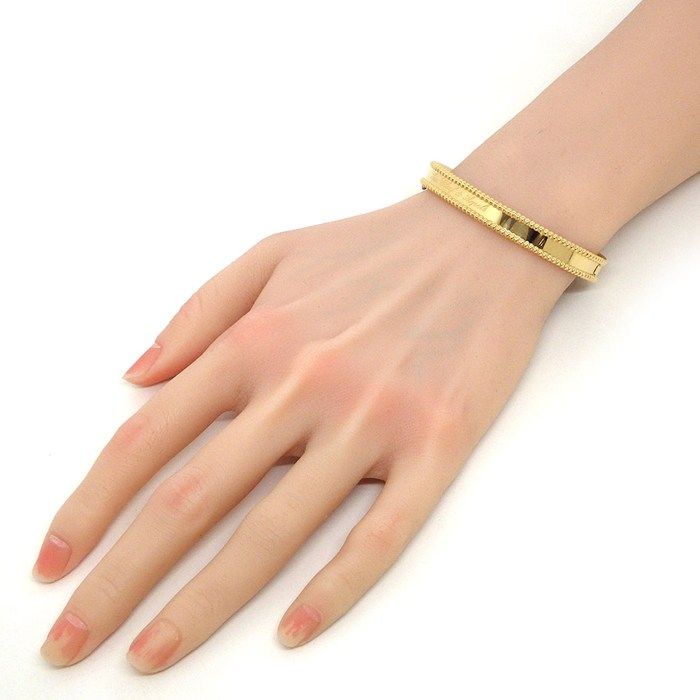 Van Cleef & Arpels Bangle Perlee Signature 18k Yellow Gold Bracelet — view 6