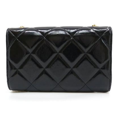 Chanel Tune Clutch Patent Leather Black Gold — view 2