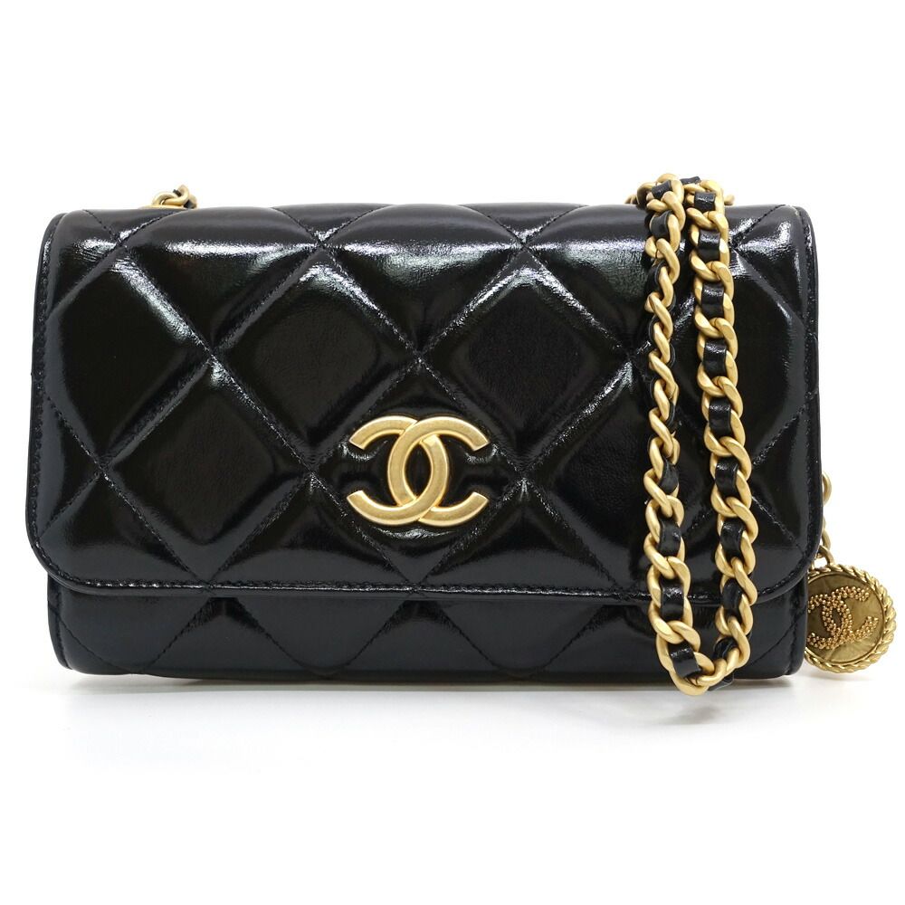 Chanel Tune Clutch Patent Leather Black Gold