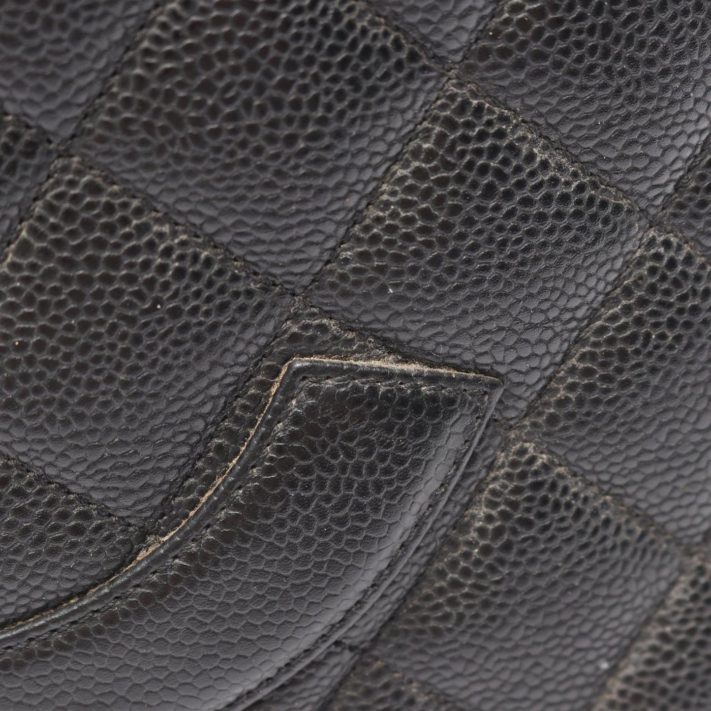Chanel Tote Medallion Black Caviar Leather — view 6