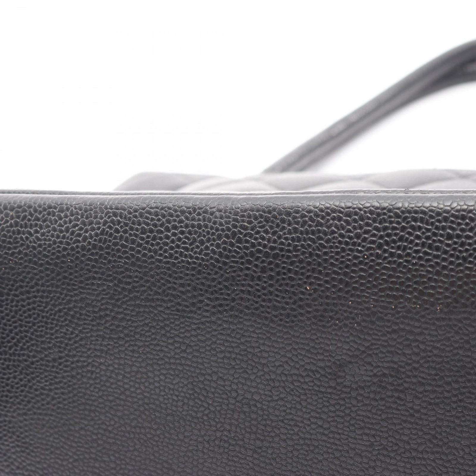 Chanel Tote Medallion Black Caviar Leather — view 9