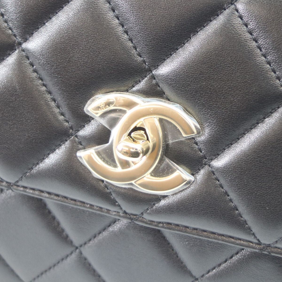 Chanel Black Lamb Gold Trendy CC 2-Way Handbag — view 5