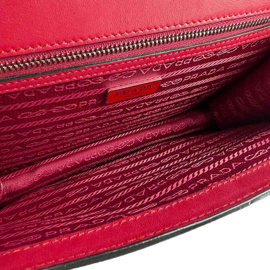 Prada Shoulder Bag Red — view 5
