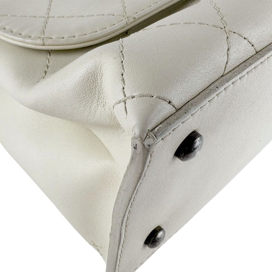 Chanel Shoulder Bag Ivory — view 8
