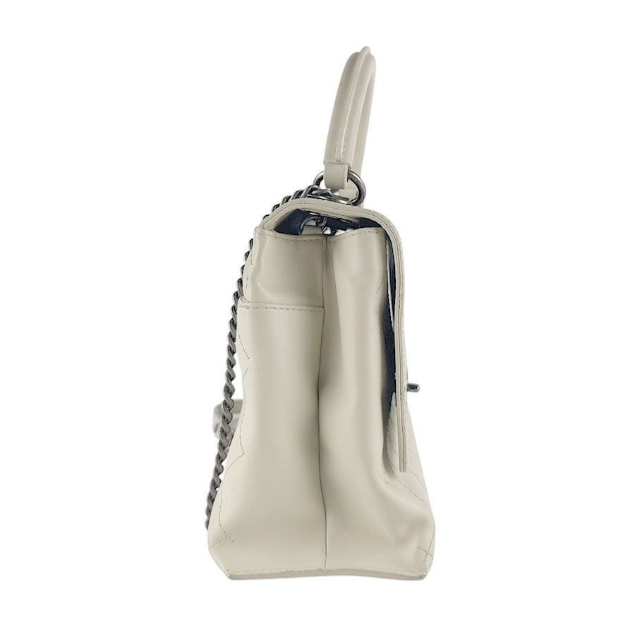 Chanel Shoulder Bag Ivory — view 2