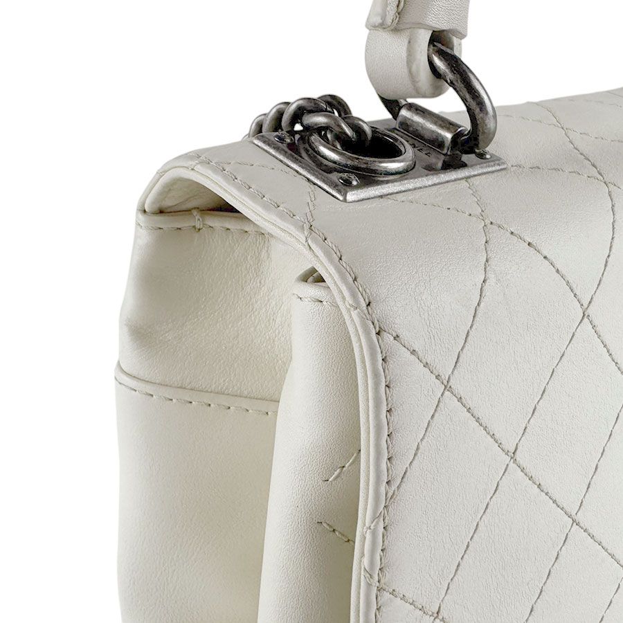Chanel Shoulder Bag Ivory — view 6
