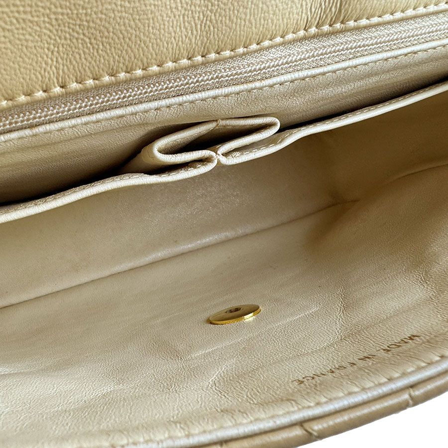 Chanel Shoulder Bag Beige — view 5