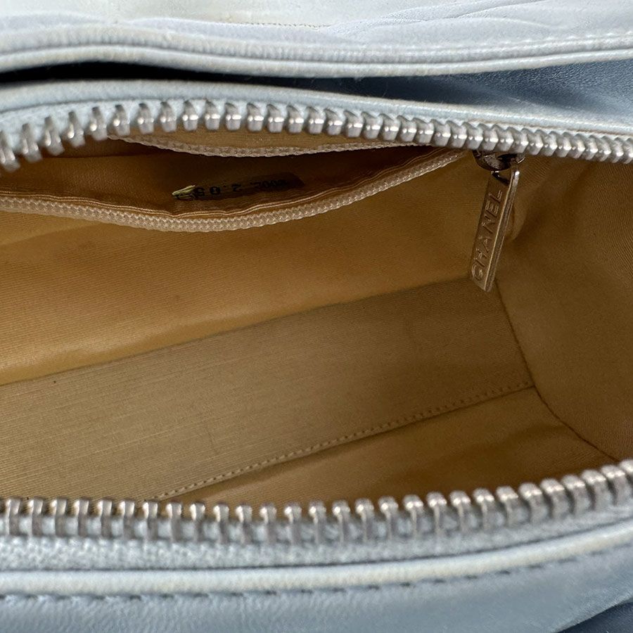 Chanel Shoulder Bag Choco Bar — view 5