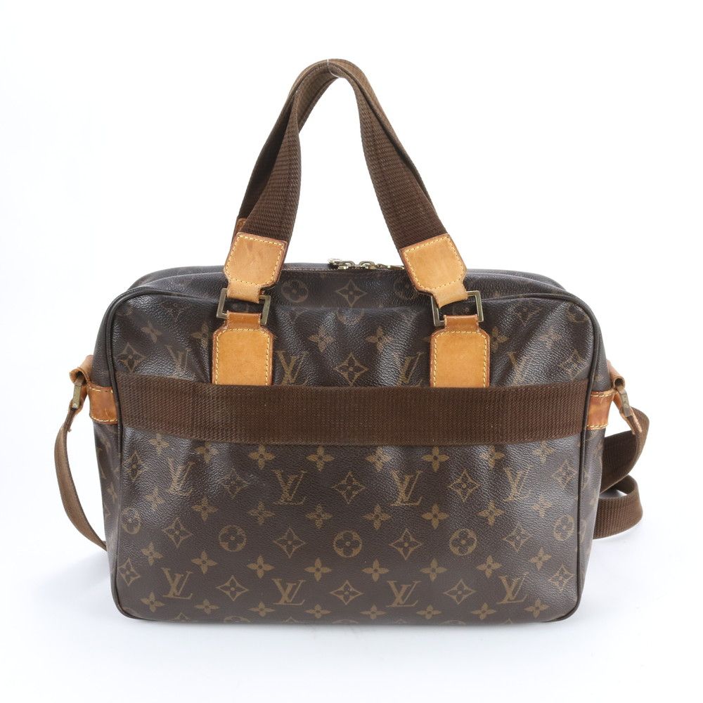 Louis Vuitton Monogram Sac Bosphore Leather 2-Way Shoulder Bag Crossbody — view 3