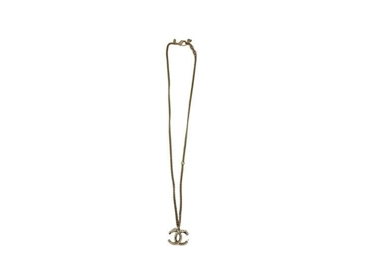 Chanel Necklace CC Logo Champagne Gold Metal Faux Pearl — view 3