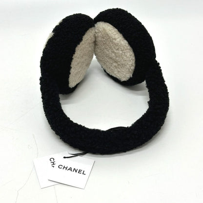 Chanel Ear Muffs Jumbo CC Logo Fur Black Shoulder Bag — view 3
