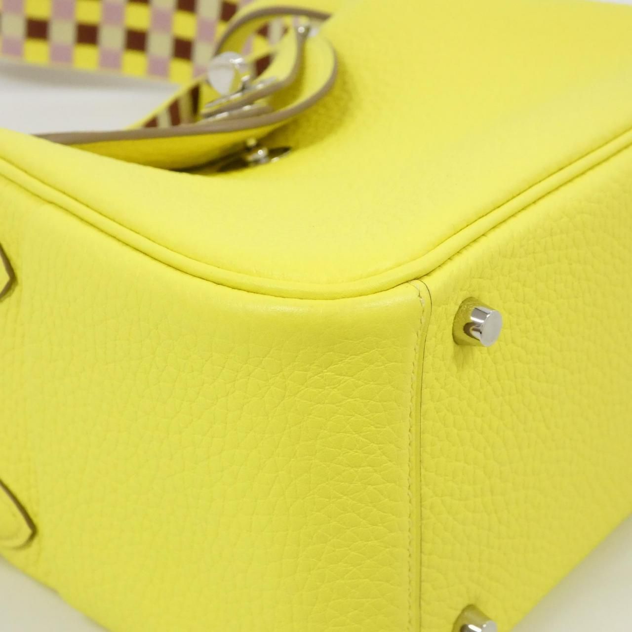 Hermes Maxi Quadrille Lindy Mini Shoulder Bag — view 5