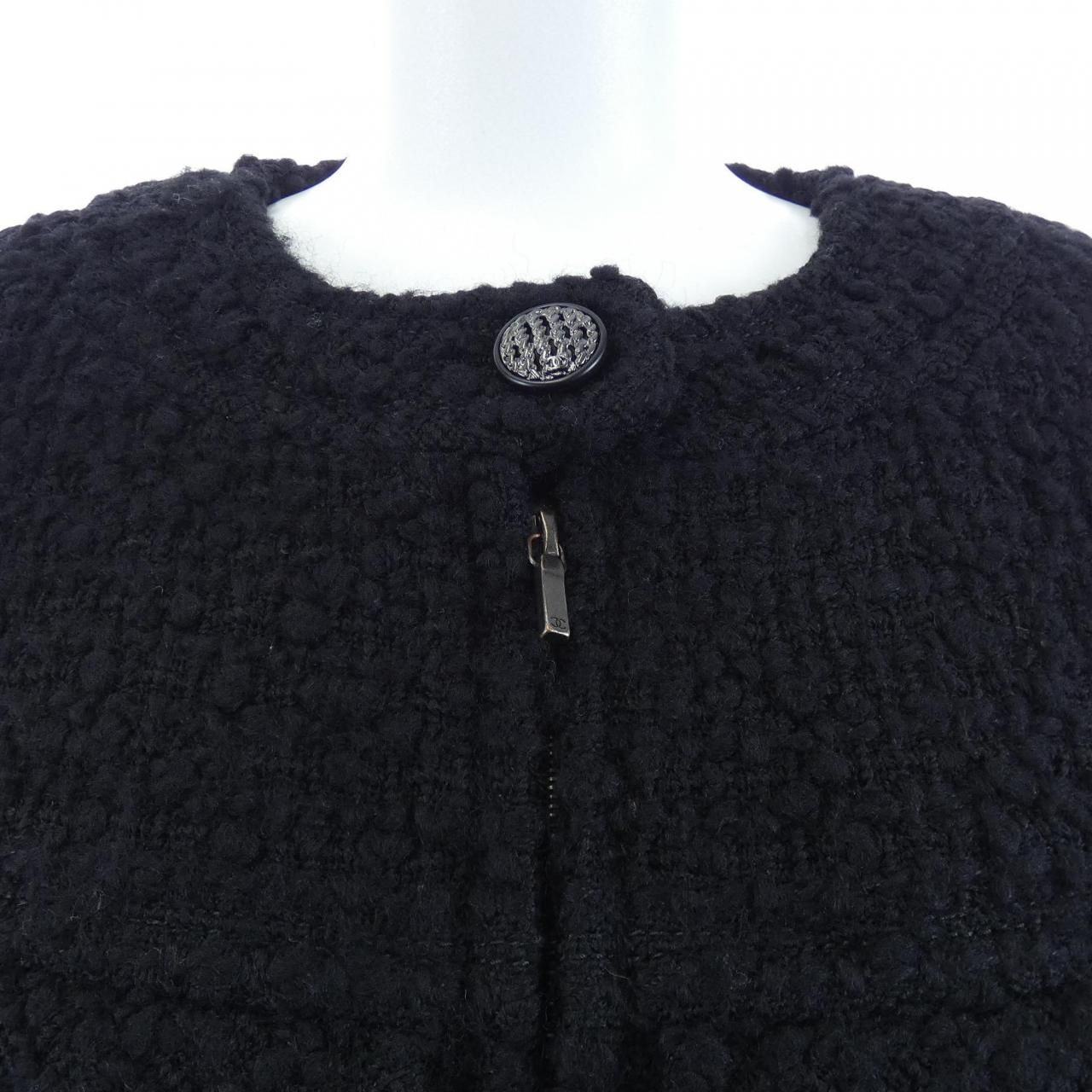 Chanel Collarless Jacket Black — view 5