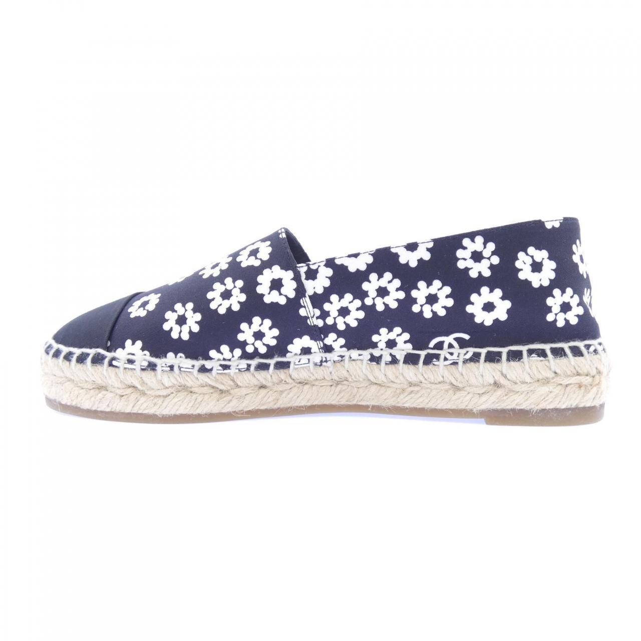 Chanel Espadrilles Shoes Black — view 2