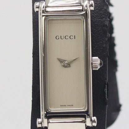 Gucci Quartz Bangle Watch Silver Dial Nam