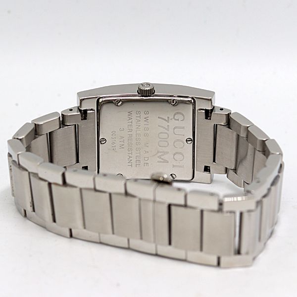 Gucci Quartz Black Dial Date Watch Tam — view 4