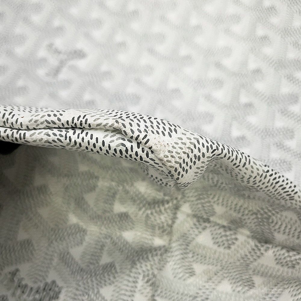 Goyard Tote Saint Louis PM Leather White Herringbone with Pouch — view 6