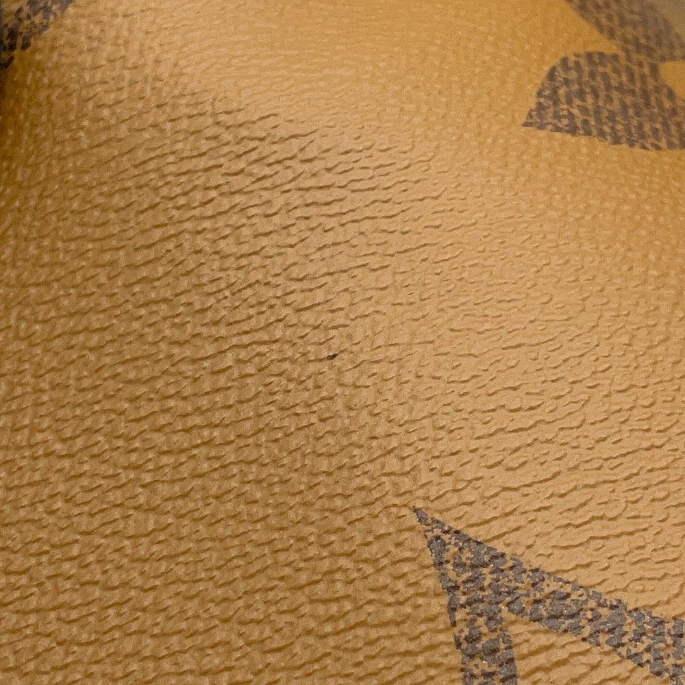 Louis Vuitton Tote Monogram Reverse Giant On The Go GM 2-Way Shoulder Bag — view 8