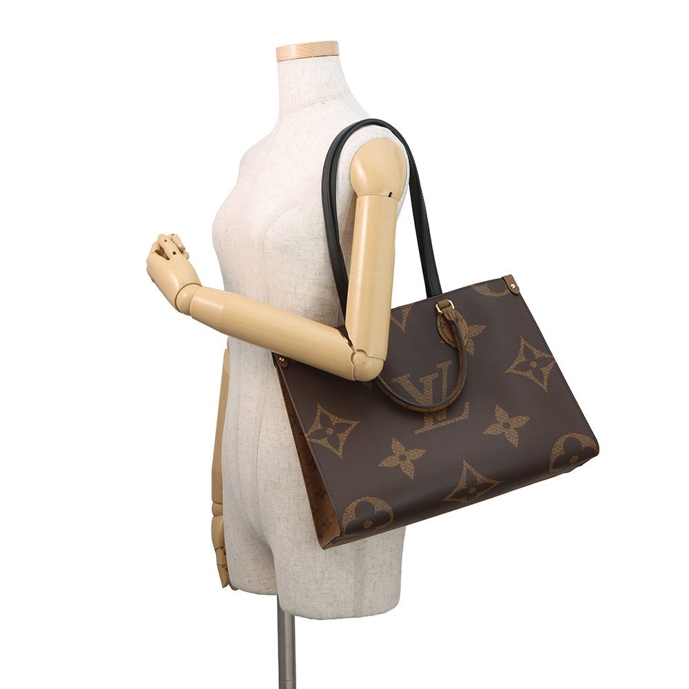 Louis Vuitton Tote Monogram Reverse Giant On The Go MM Handbag 2-Way — view 5